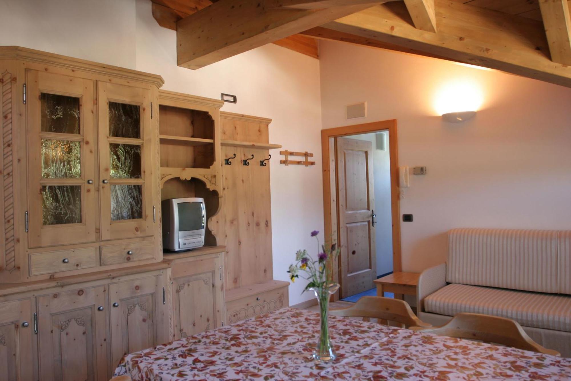 Chalet Mattias Λιβίνιο Δωμάτιο φωτογραφία