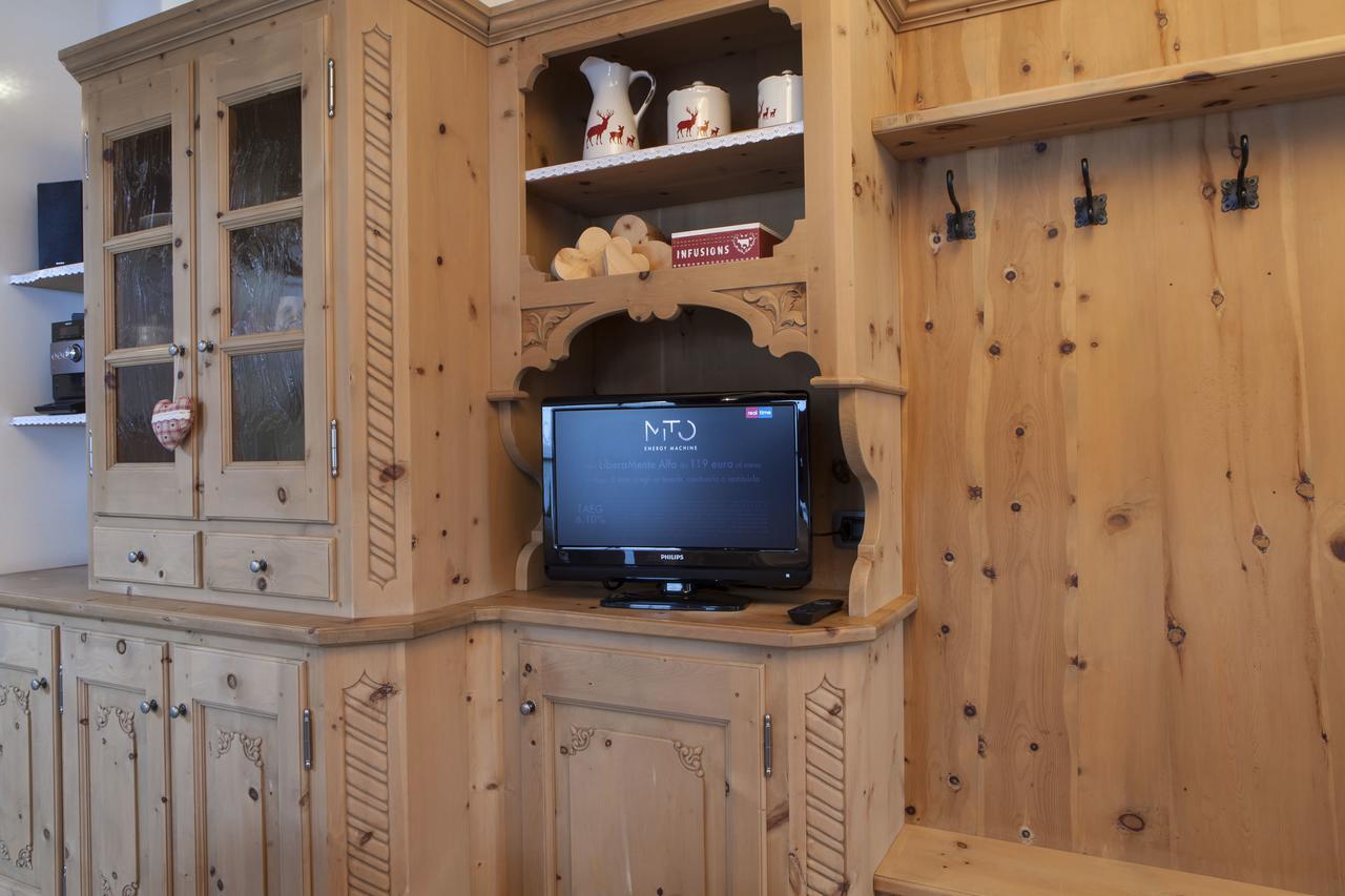 Chalet Mattias Λιβίνιο Δωμάτιο φωτογραφία